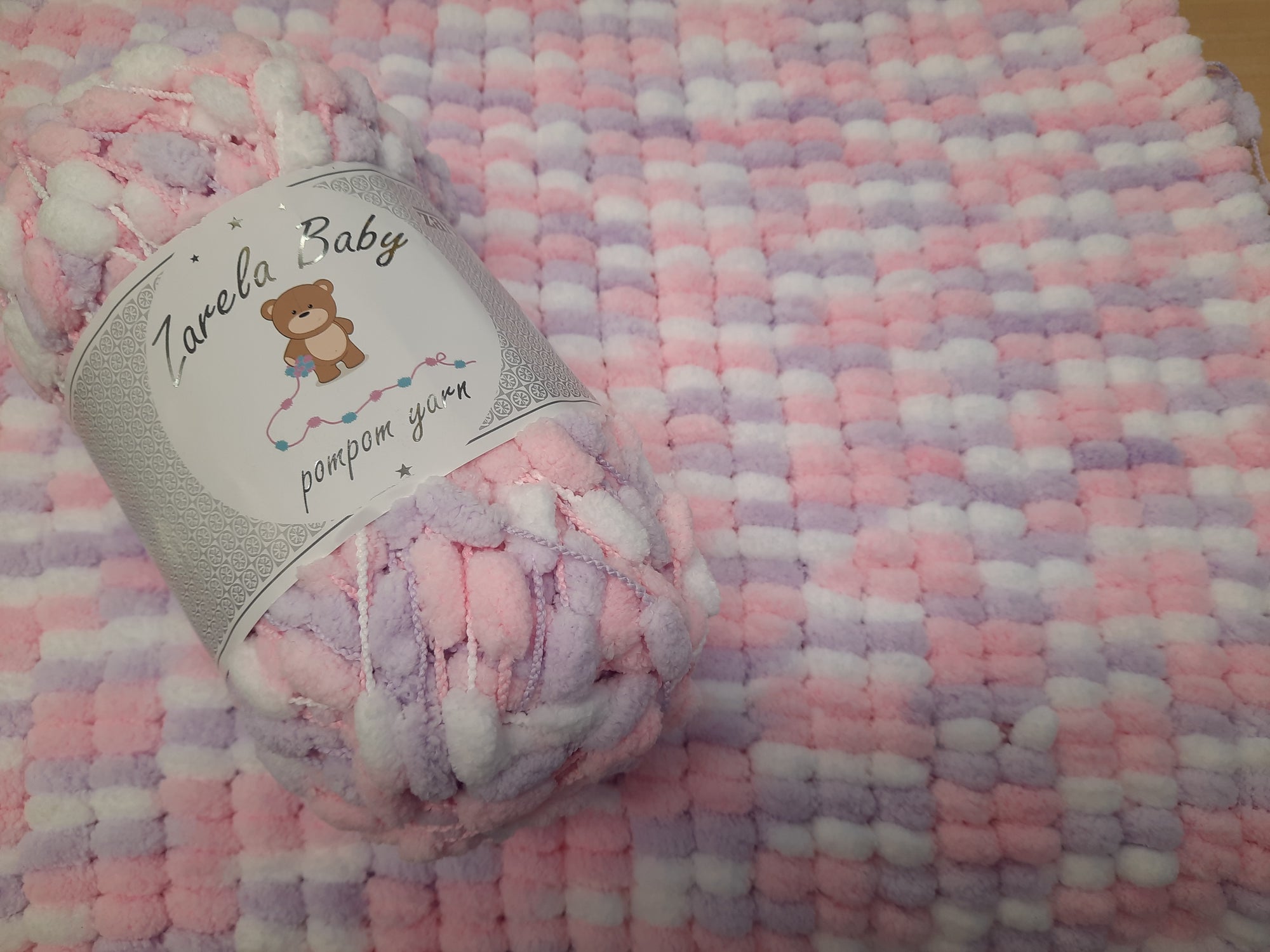 Pompom Yarn How To Make A Pom Pom Baby Blanket Pom Pom Baby